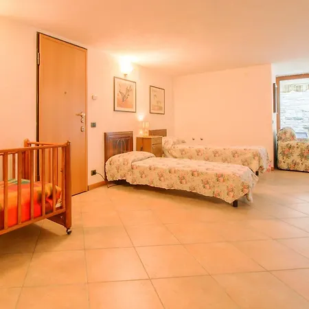 Casa Toni Holiday home *