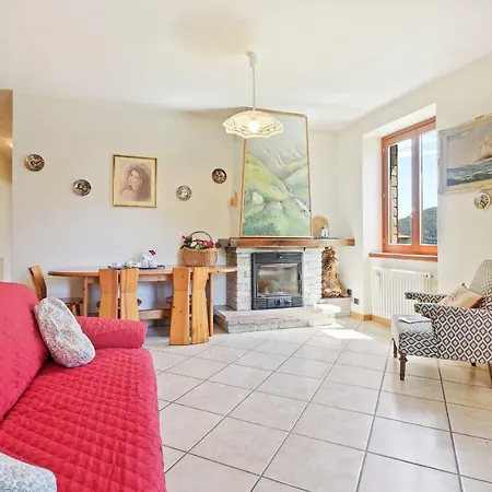 Casa Toni Holiday home *