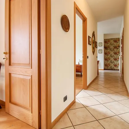 Casa Toni Nyaraló *