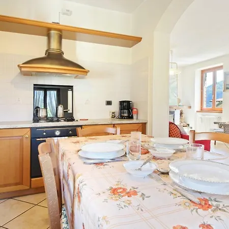 Casa Toni * Pianello Del Lario